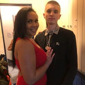 Meet your Posher, Cody